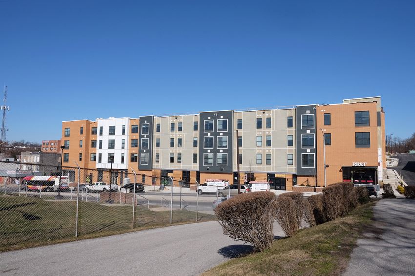 2636 W North Avenue 1-3 Beds Apartment, Affordable for Rent - Photo Gallery