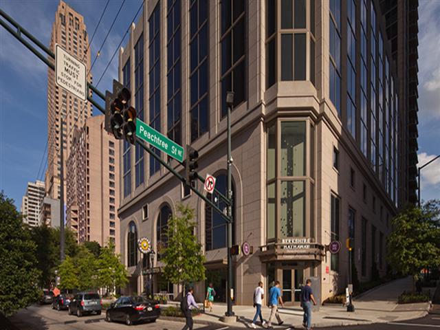 Atlantic House Apartments, 1163 West Peachtree St NE, Atlanta, GA