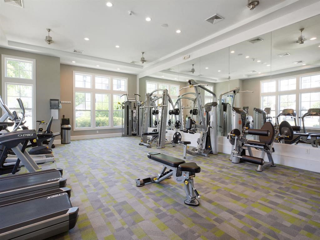the gym at the estates at johnsons crossing