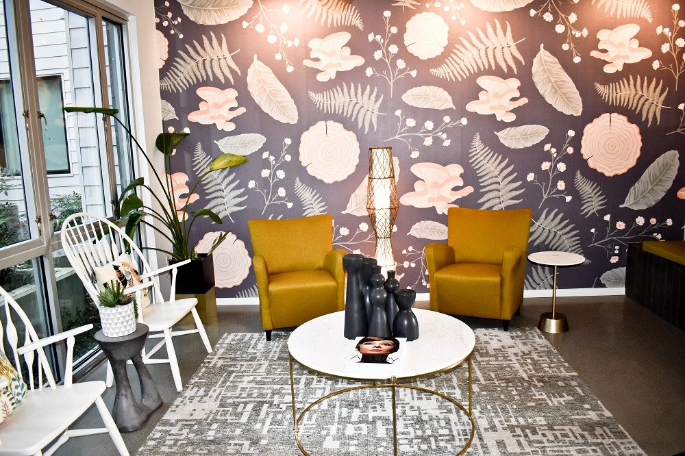 Sunnyside Lounge