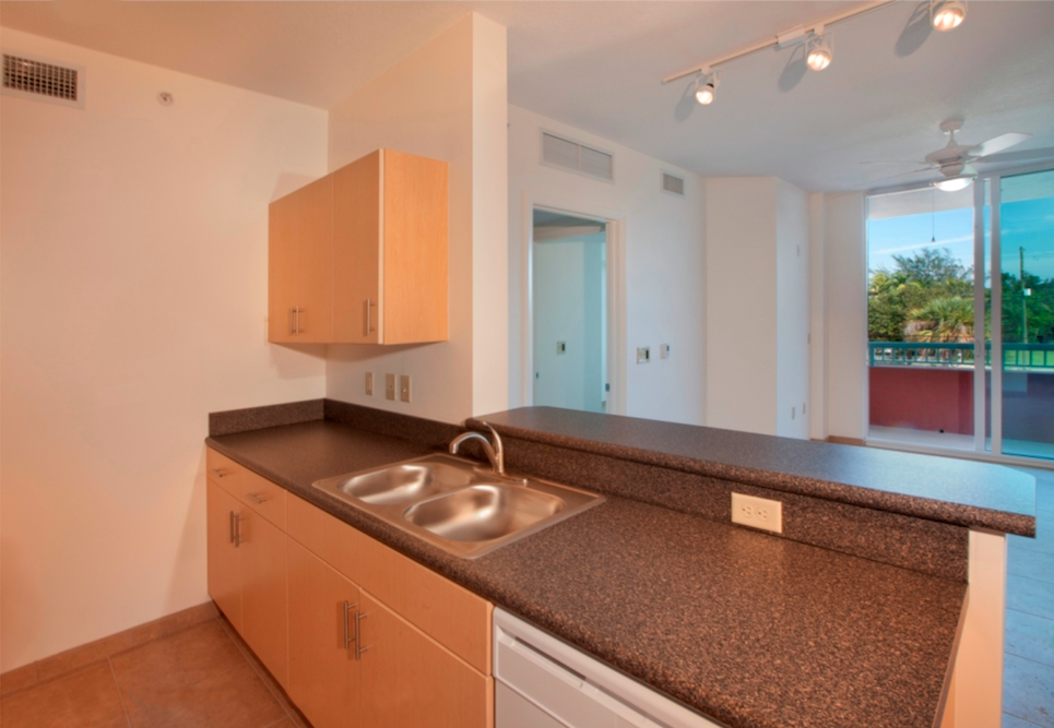 kitchen with breakfast bar