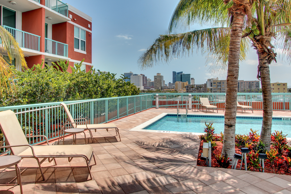 pool1 rooftop pool and recreation deck