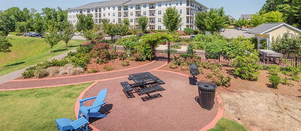 Post Parkside At Wade