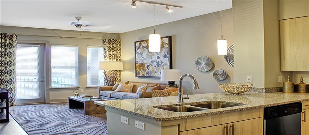 Post Parkside At Wade