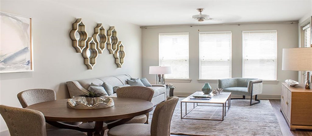 Post Parkside At Wade