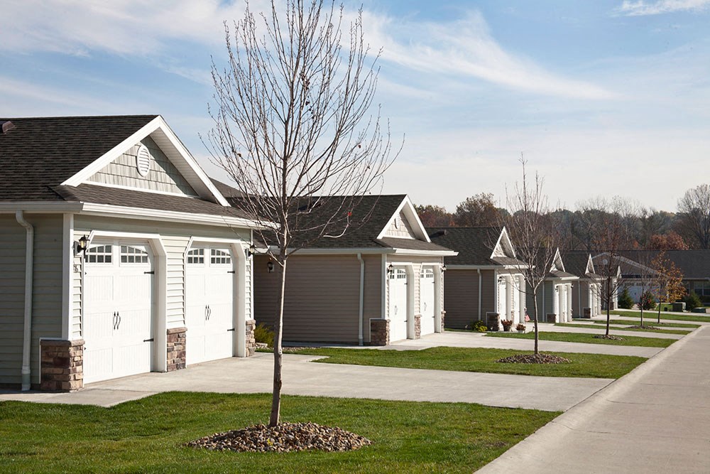 Warsaw IN Apartment Rentals Redwood Warsaw One Car Garage