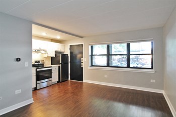 914 North Blvd. 1 Bed Apartment for Rent - Photo Gallery 5