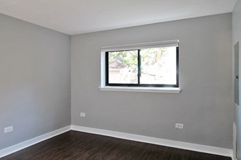 914 North Blvd. 1 Bed Apartment for Rent - Photo Gallery 6