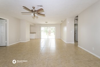 890 SW Dalton Ave 3 Beds House for Rent - Photo Gallery 5