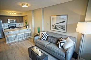 1235 - 11Th Avenue SW 1-2 Beds Apartment for Rent - Photo Gallery 1