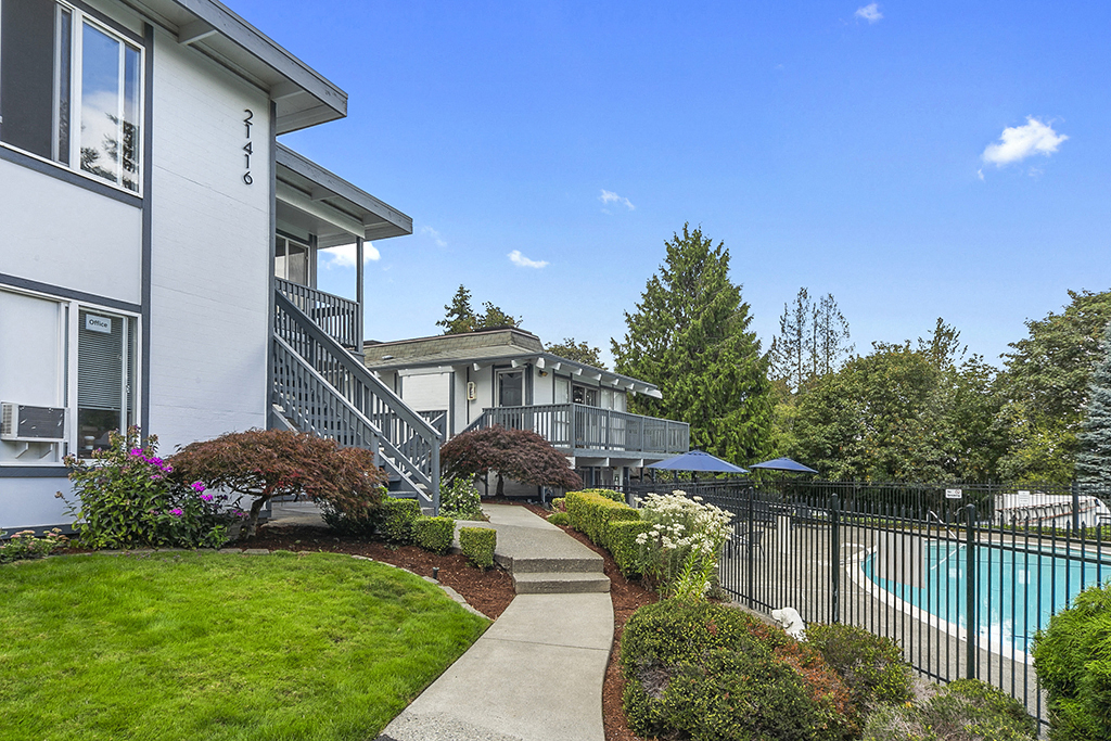 Lush Green Space at Capri Apartments, Mountlake Terrace