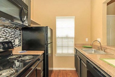 5800 Northwest Dr 1-2 Beds Apartment for Rent - Photo Gallery 1