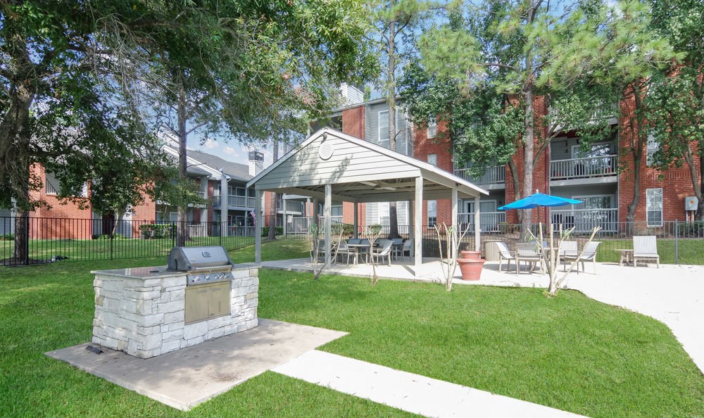 Windmill Landing Apartments, 10121 Windmill Lakes Blvd, Houston, TX