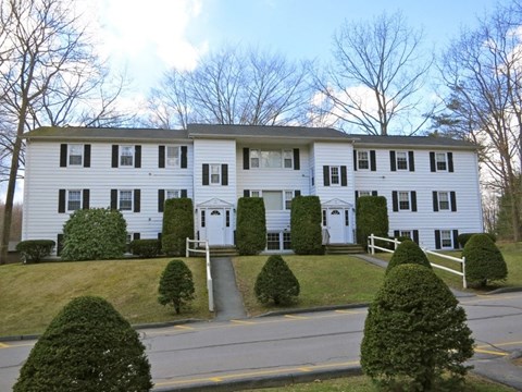 exterior at Summit Terrace at Woodland Apartments, Cape Elizabeth, ME, 04107
