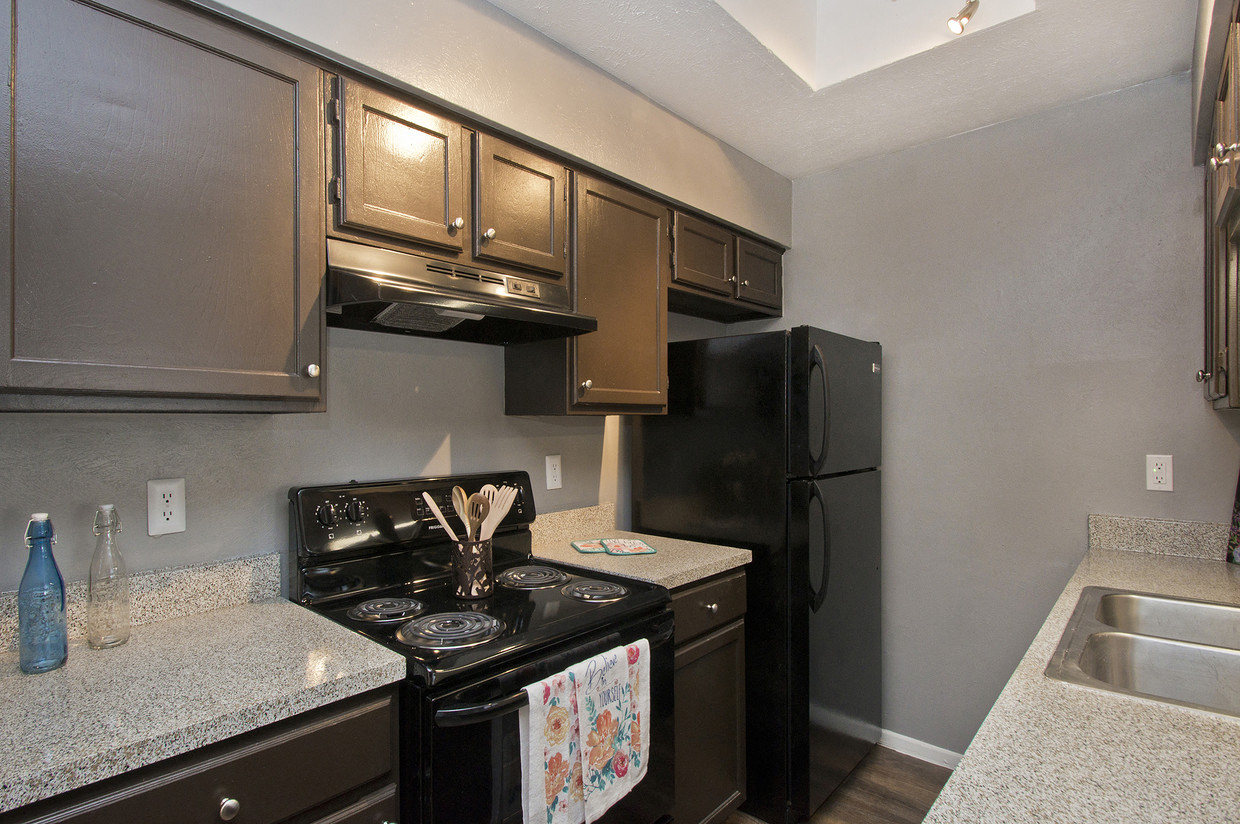 Woodbridge Townhomes Apartments In Arlington Tx