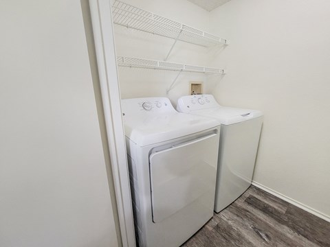 Club At North Hills Apartment Homes