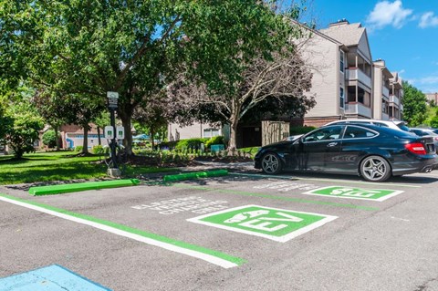 Club At North Hills Apartment Homes