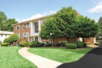 80 N Lake Dr 1-3 Beds Apartment, Townhouse for Rent - Photo Gallery 16