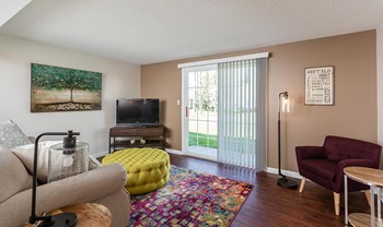 4591 Southwestern Blvd 1-2 Beds Apartment for Rent - Photo Gallery 5