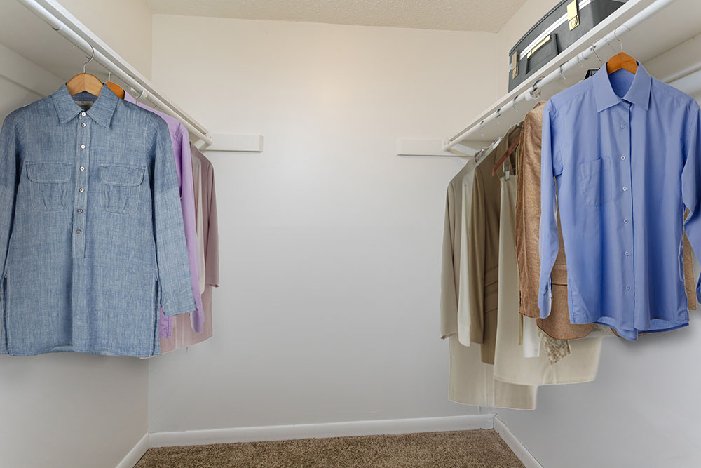Walk-in closet