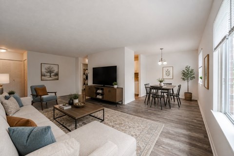 77 Deerhurst Lane 3 Beds Apartment for Rent