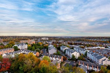 High-Rise Community at The Summit, Alexandria, VA