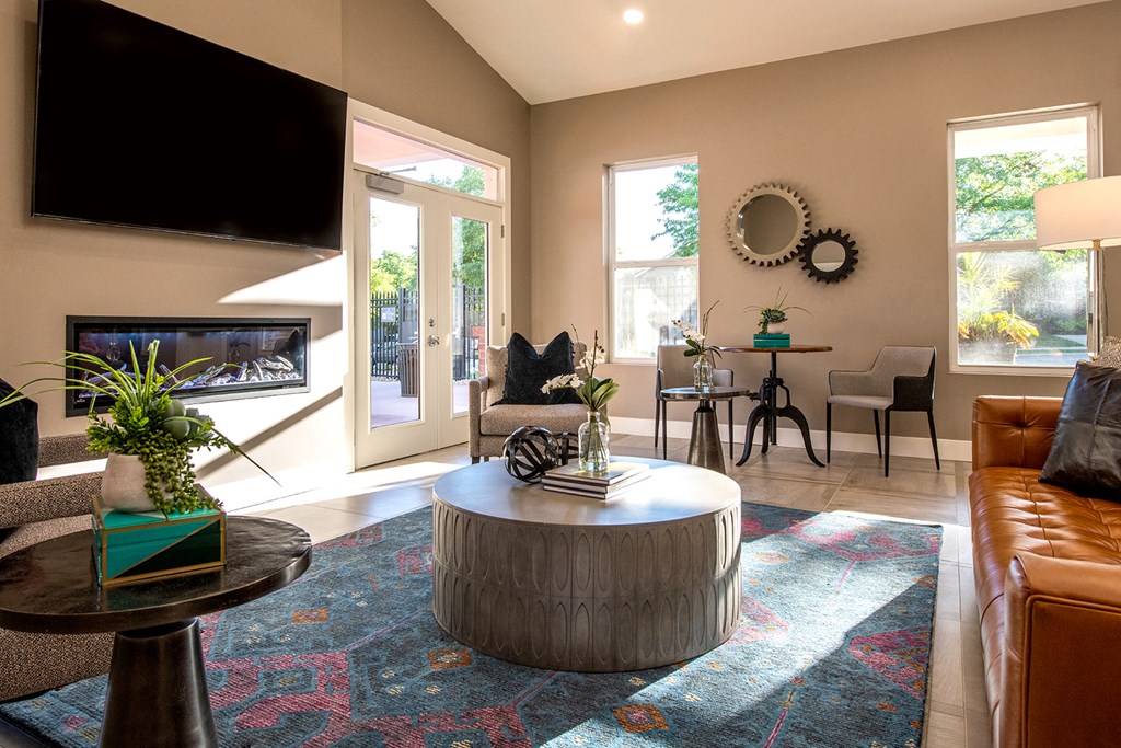 the inside of clubhouse commons apartment living room