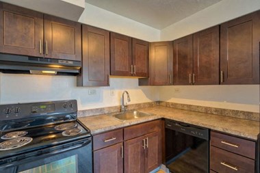 2805 North 47Th Street 1-2 Beds Apartment for Rent - Photo Gallery 1