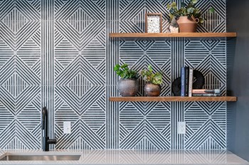 Back splash in Kitchen l Bridgemoore Apartments at Killeen - Photo Gallery 4