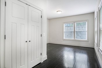 2807 Highland Avenue South 2 Beds Apartment for Rent - Photo Gallery 15