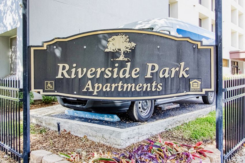 Riverside Park Apartments, 750 Oak Street, Jacksonville, FL RentCafe
