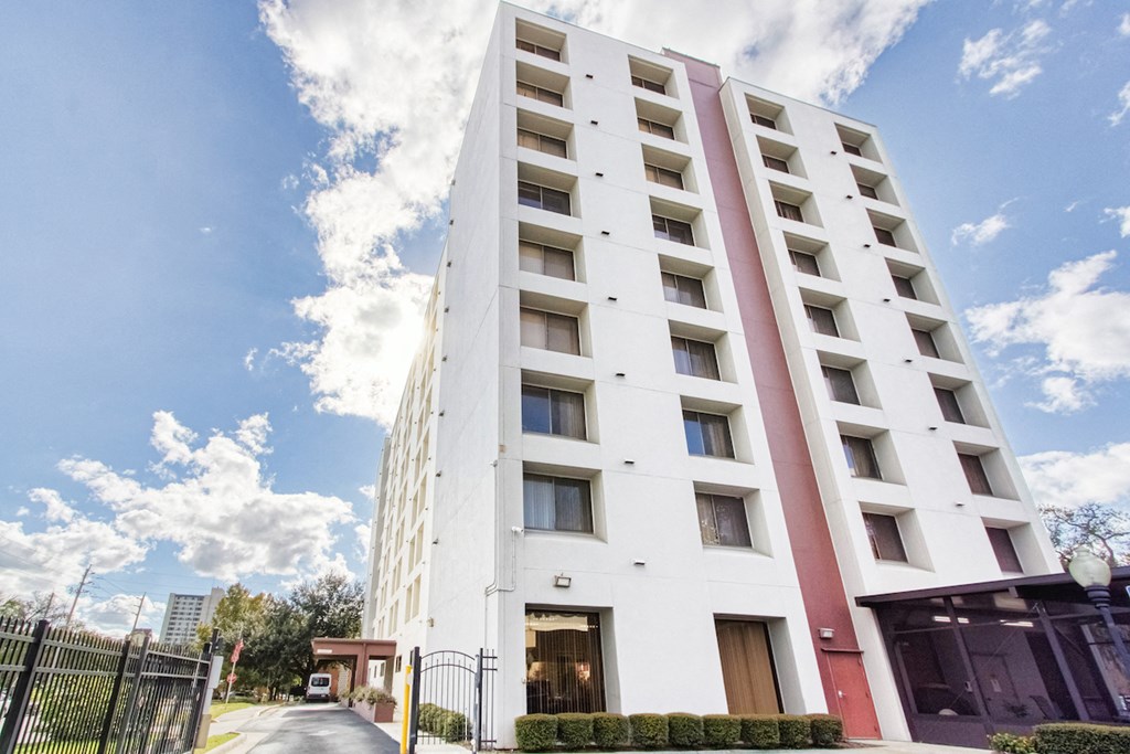 Riverside Park Senior Apartments residential tower in Jacksonville, FL