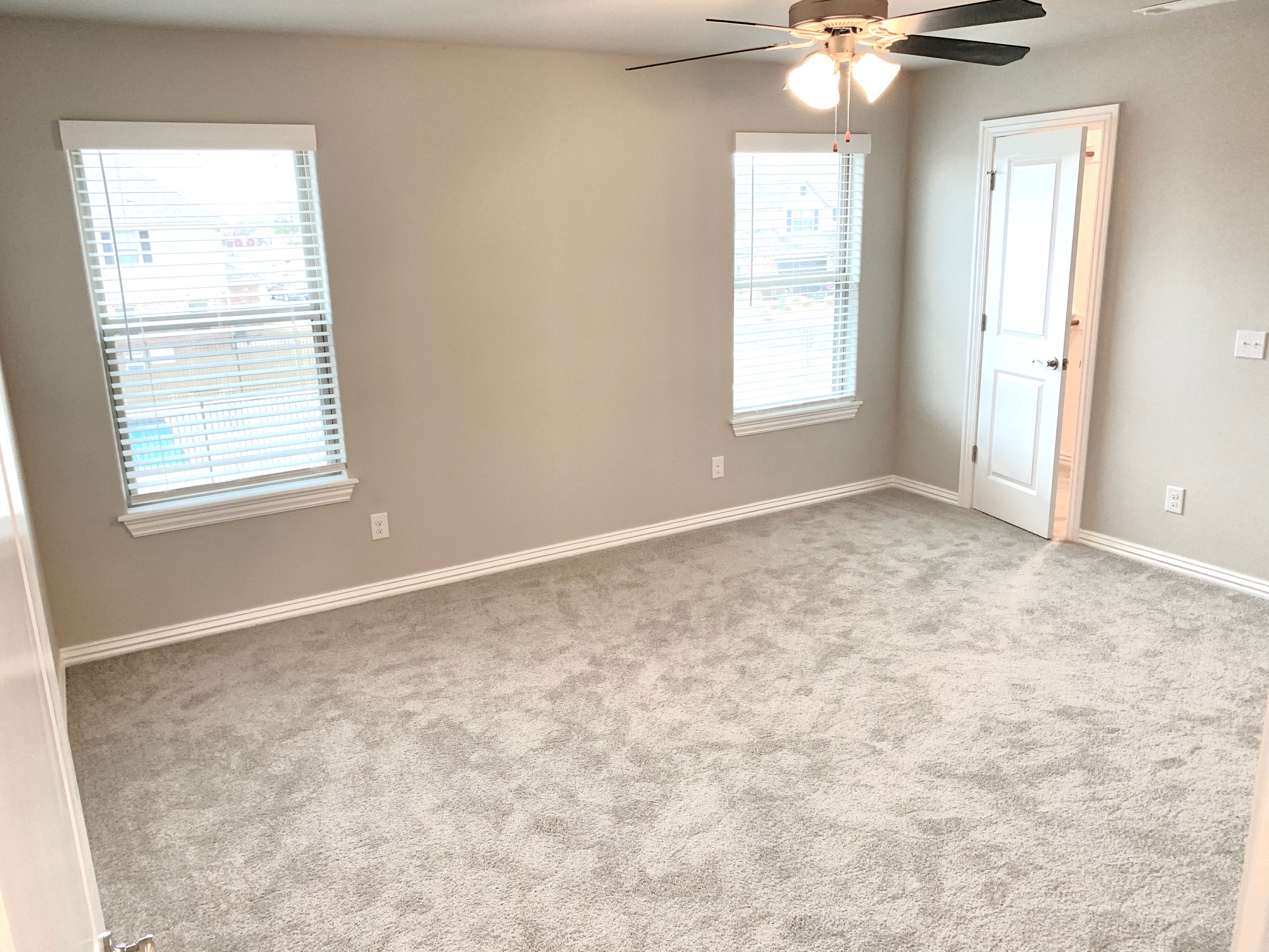 B1 (1-car) Master Bed__