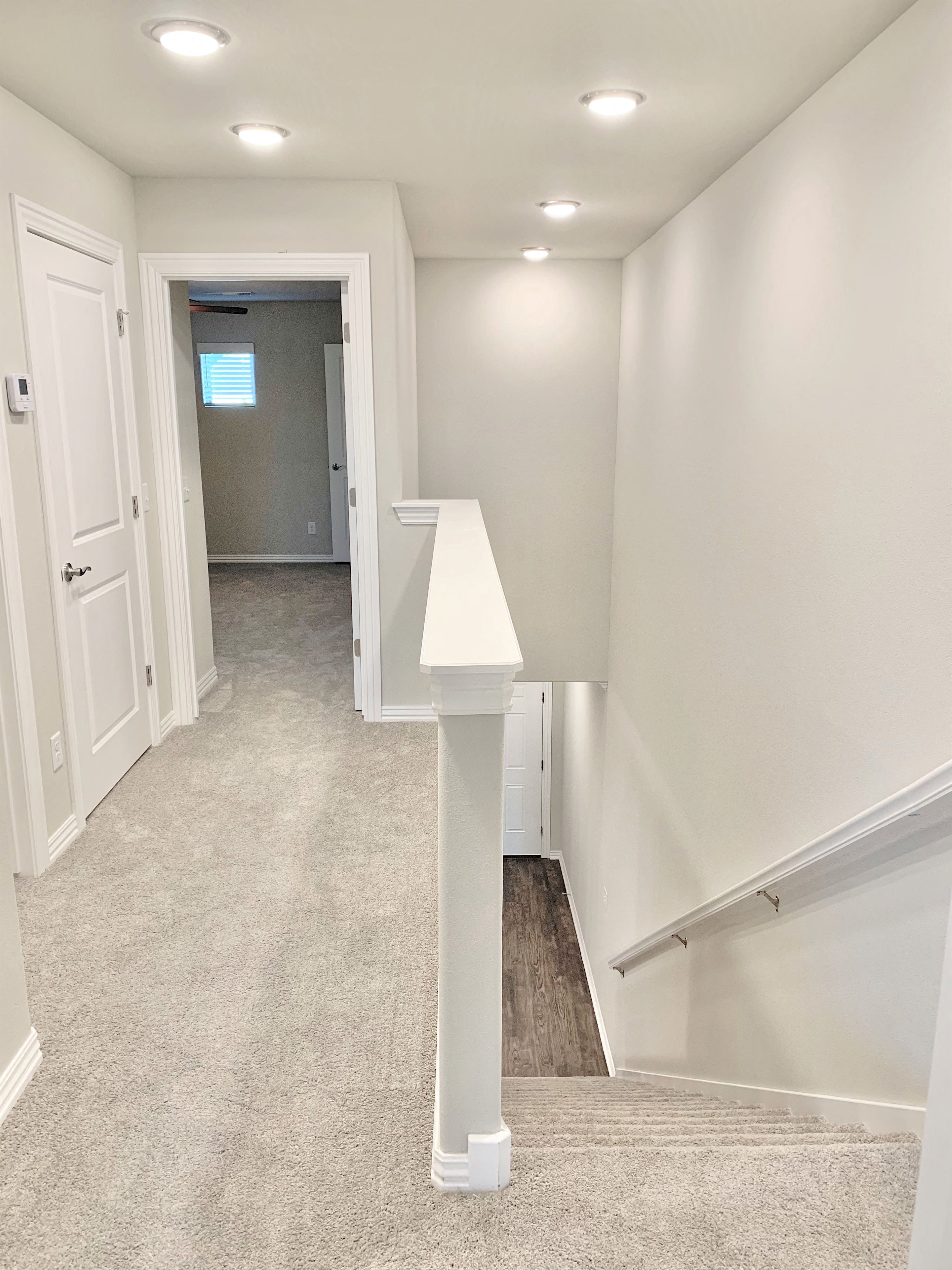 B2 (2-car) top of Stairs