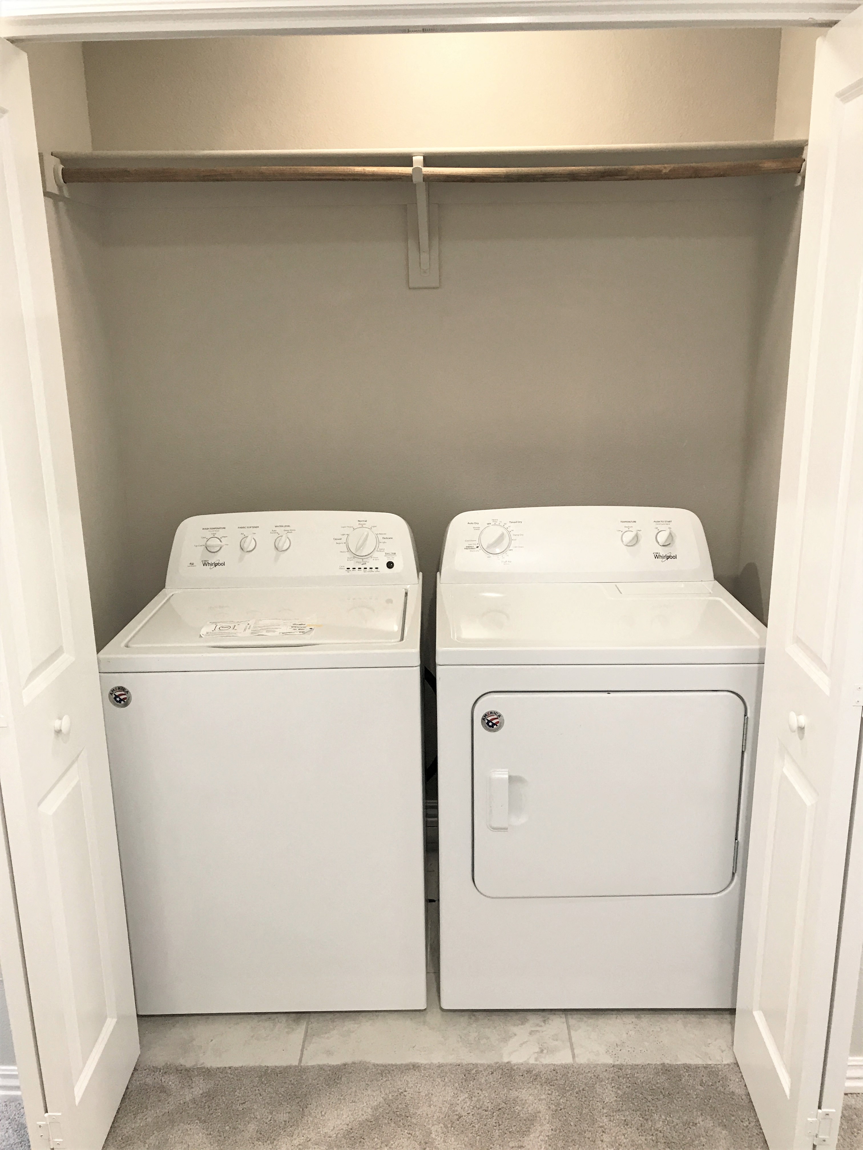 C1 (1-car) Laundry with side by side washer and dryer