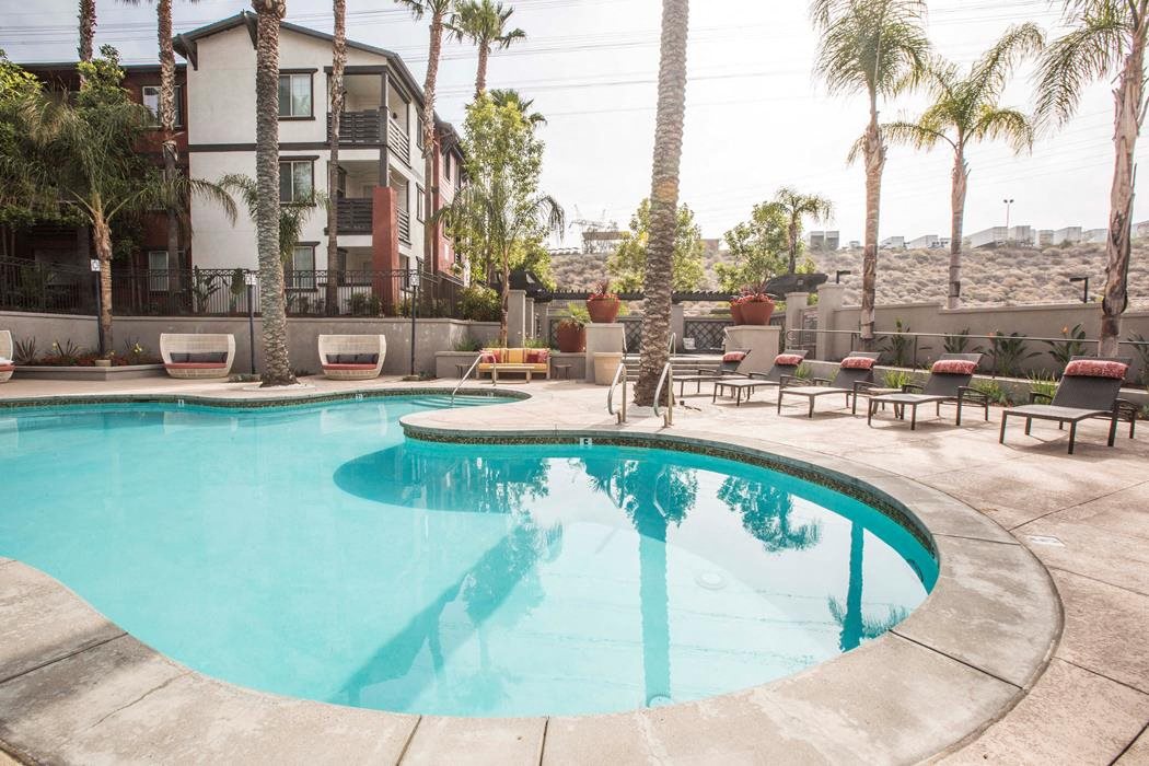 Rockwood At The Cascades Apartments In Sylmar Ca