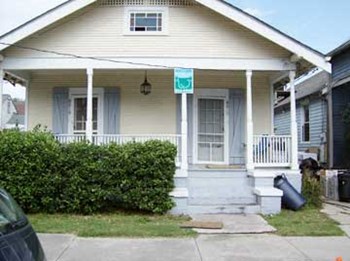 8019 Maple Street 1 Bed House for Rent