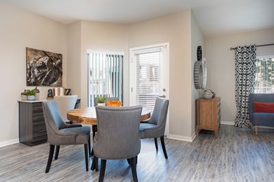 Zinc model dining room