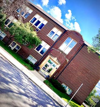 208 4Th Street East 2 Beds Apartment for Rent