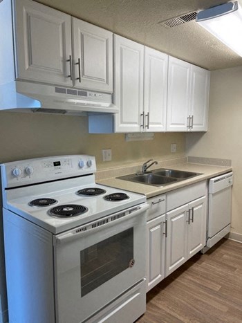 355 Knowlton St. 2 Beds Apartment, Affordable for Rent - Photo Gallery 56