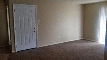 1018 South 107th East Avenue 1-2 Beds Apartment for Rent - Photo Gallery 5