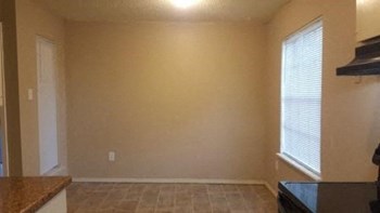 1018 South 107th East Avenue 1-2 Beds Apartment for Rent - Photo Gallery 4