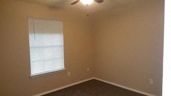 1018 South 107th East Avenue 1-2 Beds Apartment for Rent - Photo Gallery 25