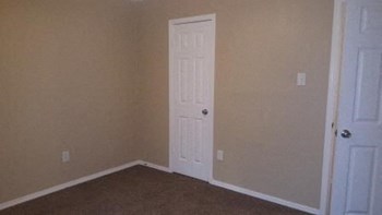 1018 South 107th East Avenue 1-2 Beds Apartment for Rent - Photo Gallery 8