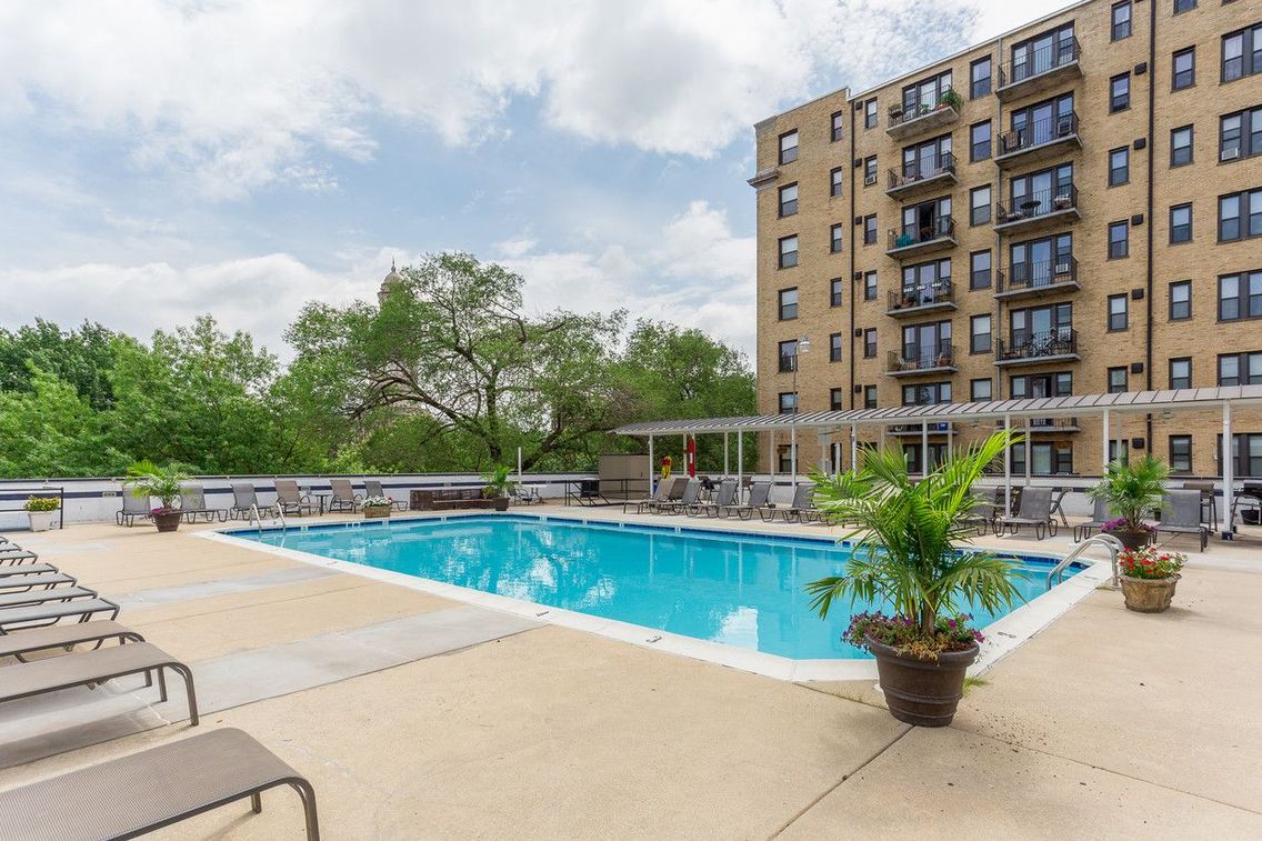 Adams Apartments For Rent Rhia Meza