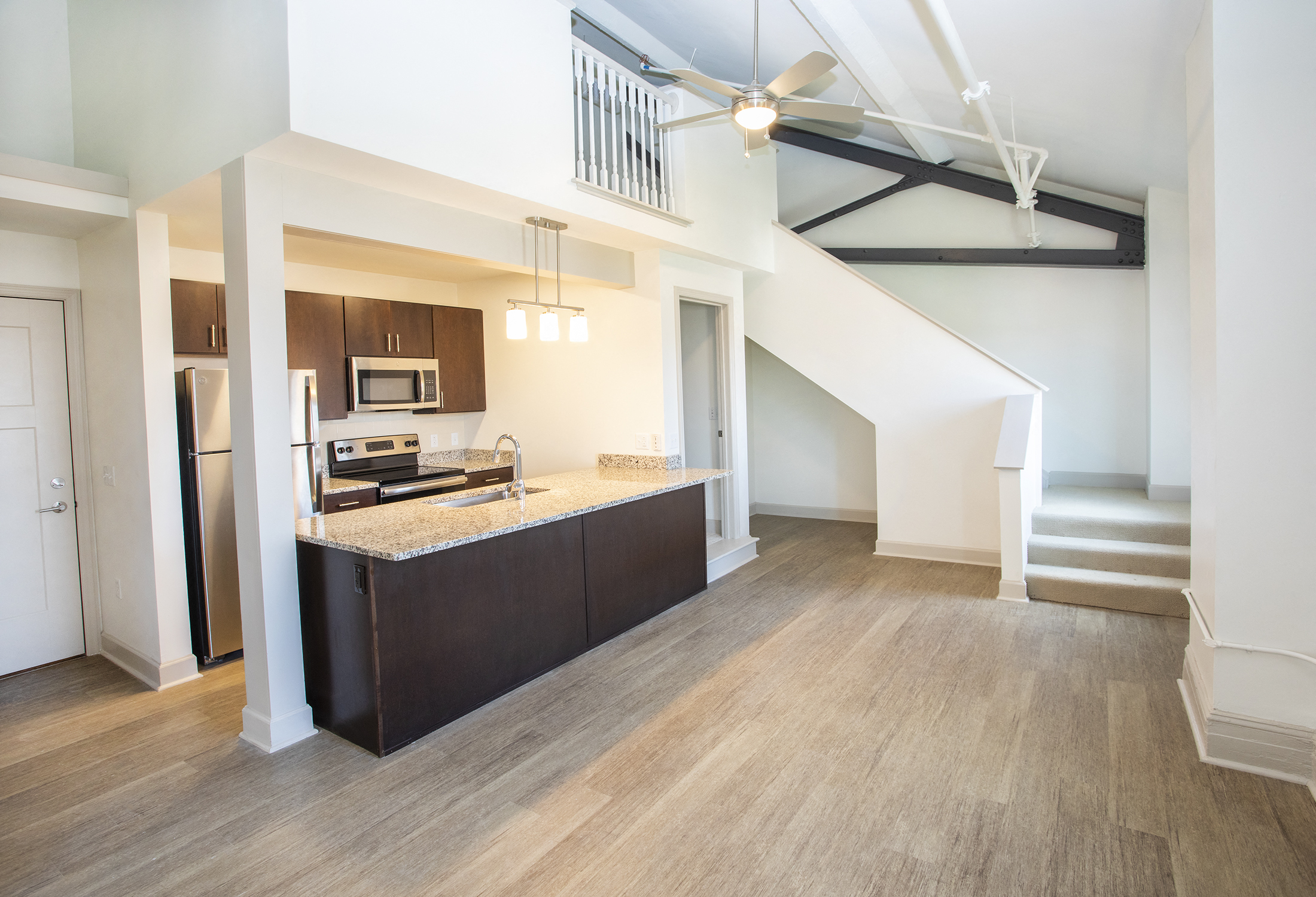 338 East 9th Avenue Studio-1 Bed Apartment for Rent - Photo Gallery 22