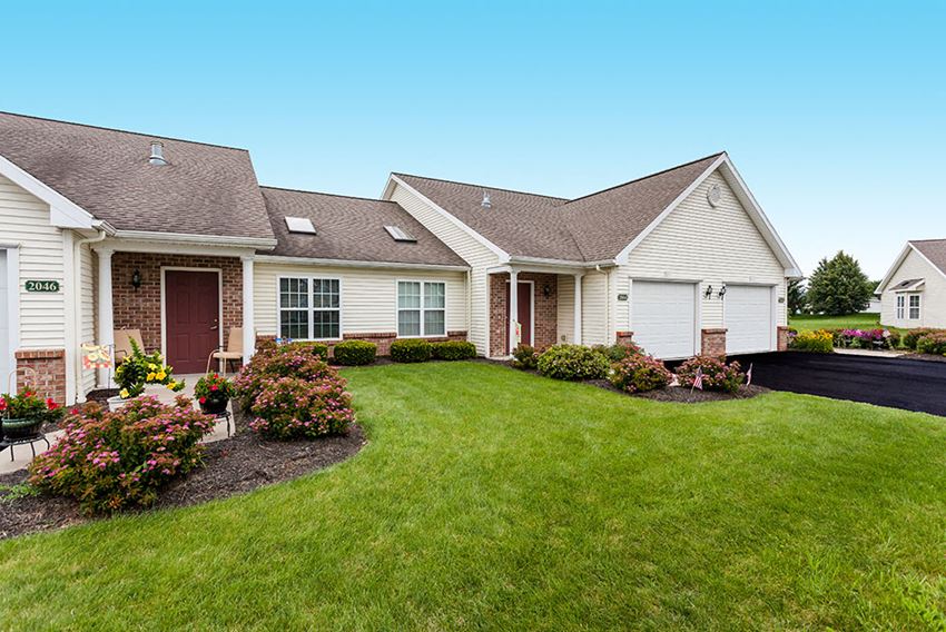 Villas Of Victor And Regency Townhomes, 2000 Pebbleview Drive, Victor