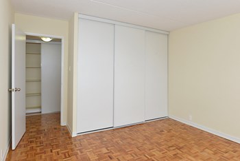 390 Dawes Road 1-3 Beds Apartment for Rent - Photo Gallery 3