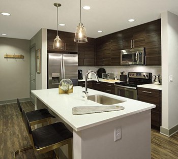 525 South Church St 1-2 Beds Apartment for Rent - Photo Gallery 6
