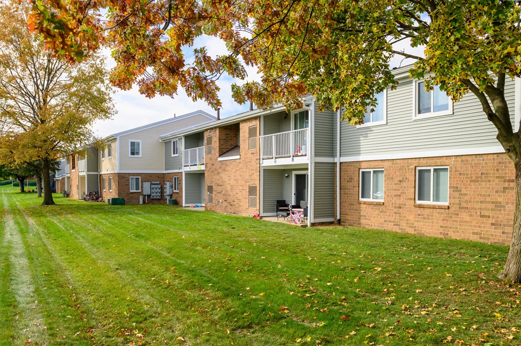 Chadwick Place Apartments, 160 Ridge Circle Ln, Elyria, OH RentCafe